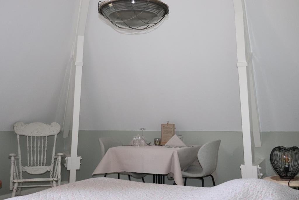 Hotel Kasteel Hoekelum Bennekom エクステリア 写真